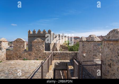 Mura medievali dei merli e Torri di Avila - Avila, Spagna Foto Stock