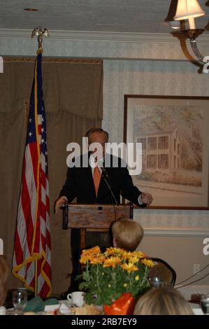 Il segretario Dirk Kempthorne si rivolge al Republican Women's Federal Forum, Capitol Hill Club, Washington, D.C. Foto Stock