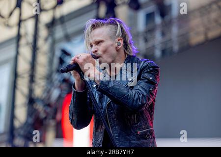 Italia 29 giugno 2023 Skid Row - atto di apertura per KISS - live in Piazza Napoleone Lucca © Andrea Ripamonti / Alamy Foto Stock