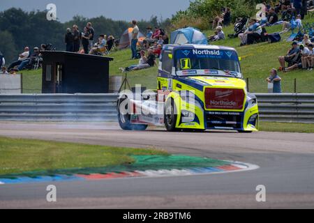 Andover, Regno Unito. 8 luglio 2023. Ryan Smith Daimler Freightliner vincitore di gara 2 British Truck Racing Championship credito: UK Sports Pics Ltd/Alamy Live News Foto Stock