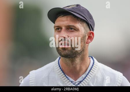 Mark Wood of England durante il LV= Insurance Ashes Third test Series Day 3 Inghilterra contro Australia presso Headingley Stadium, Leeds, Regno Unito, 8 luglio 2023 (foto di Mark Cosgrove/News Images) Foto Stock