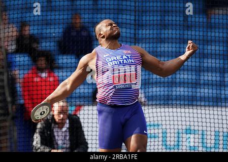 Lawrence Okoye in The Men's Talk Throw durante il primo giorno dei Campionati di atletica leggera del Regno Unito e dei World Trials alla Manchester Regional Arena. Data foto: Sabato 8 luglio 2023. Foto Stock