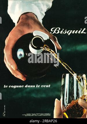 Bisquit Dubouche 'Bisquit' Napoleon fine Champagne Cognac spot in una rivista francese 1965 Foto Stock