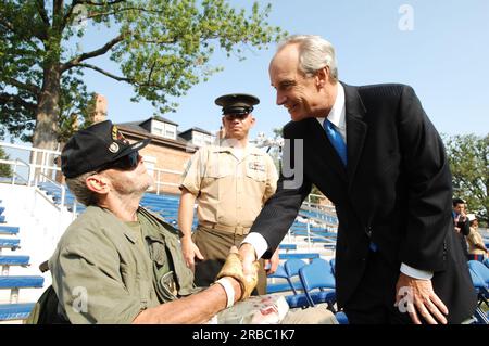 Visita del Segretario Dirk Kempthorne alla Marine Barracks, Washington, D.C., negli Stati Uniti La stazione più antica della Marine Corp e un monumento storico nazionale Foto Stock