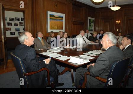 Incontro del Segretario Dirk Kempthorne con il personale senior, Main Interior Foto Stock