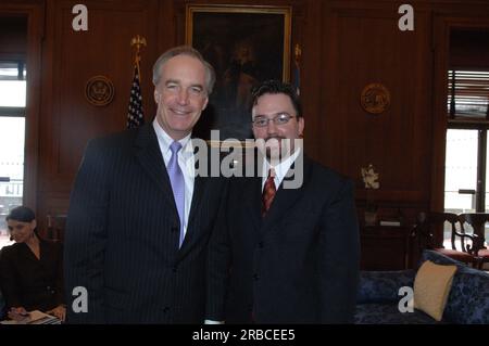 Il segretario Dirk Kempthorne e gli assistenti incontreranno al Main Interior con il governatore dello Utah Jon Huntsman Jr. E gli associati Foto Stock