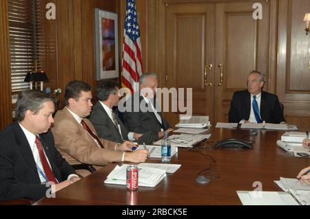 Incontro del Segretario Dirk Kempthorne con il personale senior, Main Interior Foto Stock