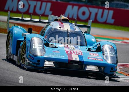 Monza, Italia. 7 luglio 2023. La #708 GLICKENHAUS RACING (USA), Glickenhaus 007, Romain Dumas (fra), Olivier Pla (fra), Nathanael Berthon (fra) durante la sessione di qualificazione del FIA WEC - 6 ore di Monza - World Endurance Championship all'autodromo di Monza l'8 luglio 2023 a Monza, Italia. Crediti: Luca Rossini/e-Mage/Alamy Live News Foto Stock