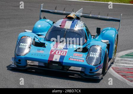 Monza, Italia. 7 luglio 2023. La #708 GLICKENHAUS RACING (USA), Glickenhaus 007, Romain Dumas (fra), Olivier Pla (fra), Nathanael Berthon (fra) durante la sessione di qualificazione del FIA WEC - 6 ore di Monza - World Endurance Championship all'autodromo di Monza l'8 luglio 2023 a Monza, Italia. Crediti: Luca Rossini/e-Mage/Alamy Live News Foto Stock