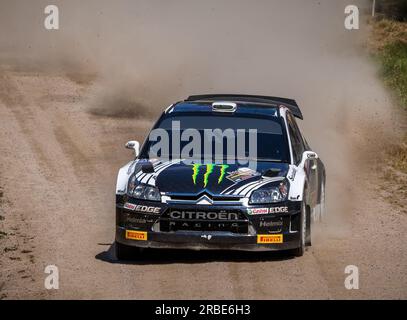 Karlstad, Svezia, 8 luglio 2023 SS 16 - COLIN'S 2 (POWER STAGE) ERC Bauhaus Royal Rally of Scandinavia Petter Solberg (NOR) con il co-pilota Tove Solberg (NOR), Citroen C4 WRC credito: PEO Mšller/Alamy Live News Foto Stock