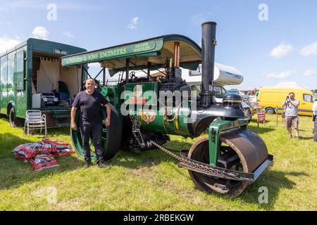 Daresbury, nr Warrington, Cheshire, Regno Unito. 9 luglio 2023. La Cheshire Steam Fair è un evento annuale che si svolge a Daresbury, vicino a Warrington, nel Cheshire. L'evento è stato istituito per oltre 30 anni ed è uno dei principali eventi a vapore nel Cheshire. Crediti: John Hopkins/Alamy Live News Foto Stock
