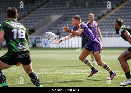 Newcastle, Regno Unito. 11 giugno 2023. Evan Simons di Newcastle Thunder in azione durante il match per il BETFRED Championship tra Newcastle Thunder e Whitehaven RLFC al Kingston Park di Newcastle domenica 9 luglio 2023. (Foto: Chris Lishman | mi News) crediti: MI News & Sport /Alamy Live News Foto Stock