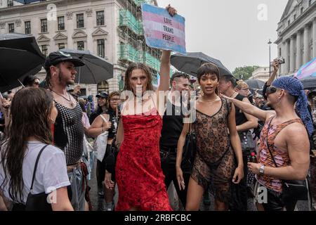 © Jeff Moore PROTESTA PER I DIRITTI DEI TRANS. Migliaia di persone sono scese in piazza oggi nel centro di Londra per protestare e sostenere i diritti delle persone transgender . Foto Stock