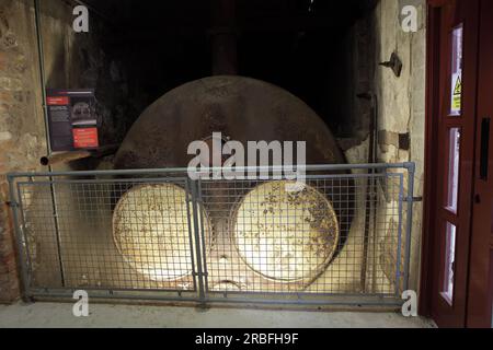 Aspetti interni ed esterni generali relativi al Centro culturale Heartland di Redruth, Cornovaglia. La Lancashire Boiler. Foto Stock
