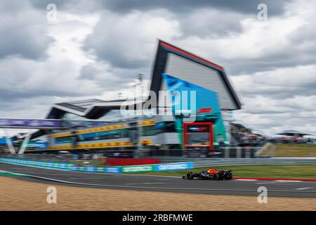 01 VERSTAPPEN Max (nld), Red Bull Racing RB19, azione durante il Gran Premio britannico di Formula 1 2023 Aramco, decima prova del Campionato Mondiale di Formula 1 2023 dal 7 al 9 luglio 2023 sul circuito di Silverstone, a Silverstone, Regno Unito Foto Stock