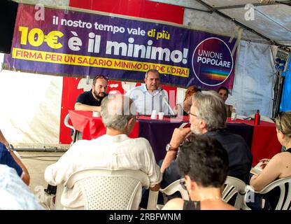 Roma, Italia, Italia. 9 luglio 2023. Assemblea pubblica per aprire il processo costitutivo dell'Unione Popolare, lista elettorale italiana di sinistra radicale lanciata il 9 luglio 2022 da membri della democrazia e dell'autonomia, della Rifondazione Comunista, di potere al popolo!, manifesta e di altre formazioni per le elezioni generali del 2022, guidata da Luigi de Magistris (Credit Image: © Picasa/Pacific Press via ZUMA Press Wire) SOLO USO EDITORIALE! Non per USO commerciale! Foto Stock