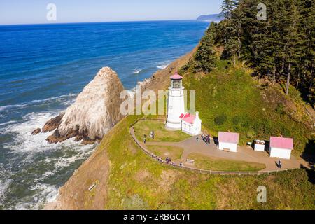 Heceta Head Light è un faro situato sulla costa dell'Oregon, a 21 km a nord di Florence e a 21 km a sud di Yachats negli Stati Uniti Foto Stock