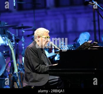 Italia, Venezia, 09 luglio 2023: Paolo Conte si esibisce in piazza San Marco a Venezia il 9 luglio 2023 a Venezia. Foto © Ottavia da re/sintesi/Alamy Live News Foto Stock