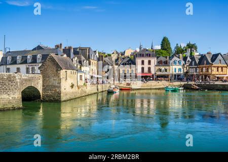 In giro a Sainte-Anne d'Auray, Morbihan, Bretagna, Francia, Europa Foto Stock
