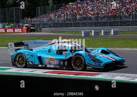 Monza, Italia. 9 luglio 2023. #708 Glickenhaus Racing - Glickenhaus 007 di Romain Dumas (fra) in azione durante il WEC FIA World Endurance Championship 6 ore di Monza 2023 all'autodromo Nazionale di Monza. Credito: SOPA Images Limited/Alamy Live News Foto Stock