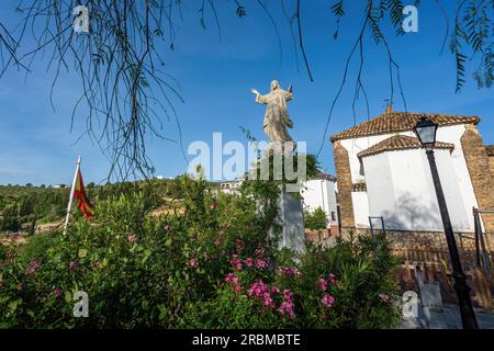 Statua di Cristo all'Ermita de Nuestra Senora del Carmen (eremo della Madonna del Carmelo) - Setenil de las Bodegas, Andalusia, Spagna Foto Stock