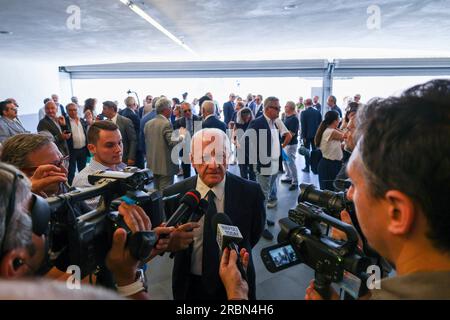 Napoli, Campania, ITALIA. 10 luglio 2023. 10/07/2023 Napoli, inaugurazione del nuovo sottopassaggio dal porto di Napoli a Piazza Municipio.nella foto: Il Presidente della regione Campania l'onorevole Vincenzo de Luca (Credit Image: © Fabio Sasso/ZUMA Press Wire) SOLO USO EDITORIALE! Non per USO commerciale! Crediti: ZUMA Press, Inc./Alamy Live News Foto Stock