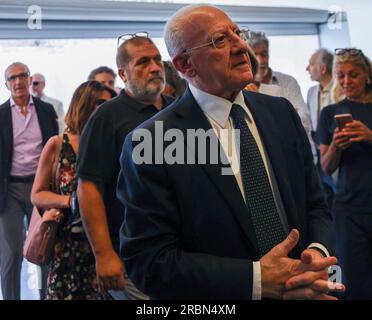 Napoli, Campania, ITALIA. 10 luglio 2023. 10/07/2023 Napoli, inaugurazione del nuovo sottopassaggio dal porto di Napoli a Piazza Municipio.nella foto: Il Presidente della regione Campania l'onorevole Vincenzo de Luca (Credit Image: © Fabio Sasso/ZUMA Press Wire) SOLO USO EDITORIALE! Non per USO commerciale! Crediti: ZUMA Press, Inc./Alamy Live News Foto Stock