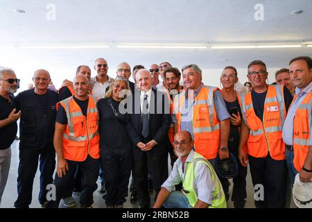 Napoli, Campania, ITALIA. 10 luglio 2023. 10/07/2023 Napoli, inaugurazione del nuovo sottopassaggio dal porto di Napoli a Piazza Municipio.nella foto: Il Presidente della regione Campania l'onorevole Vincenzo de Luca (Credit Image: © Fabio Sasso/ZUMA Press Wire) SOLO USO EDITORIALE! Non per USO commerciale! Crediti: ZUMA Press, Inc./Alamy Live News Foto Stock