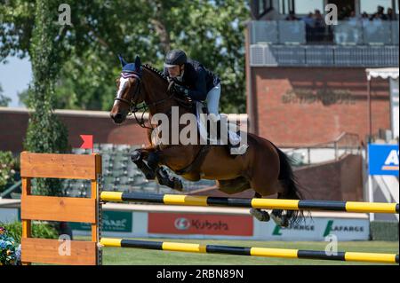 Calgary, Alberta, Canada, 8 luglio 2023. Francisco Pasquel Vega (mex) in sella alla dominante 2000 Z, CSI North American, Spruce Meadows - la QE II Cup. Foto Stock