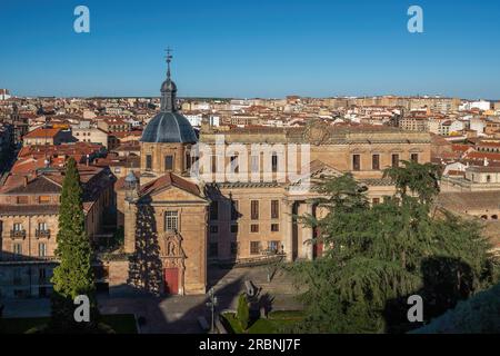 Vista aerea del Palazzo Anaya e di Piazza Anaya - Salamanca, Spagna Foto Stock