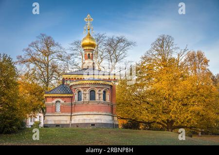 Chiesa russa nei giardini termali di Bad Homburg vor der Höhe, Taunus, Assia, Germania Foto Stock