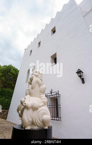 Museo sa bassa Blanca (msbb). Fondazione costituita dagli artisti e collezionisti Yannick Vu e Ben Jakober e dal filantropo Georges Coulon Karlweis, Alcudia, Maiorca, Spagna. Foto Stock