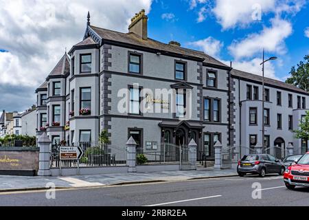 The Whistledown Hotel, sul lungomare di Warrenpoint, Newry, Co Down, Irlanda del Nord, sulle rive di Carlingford Lough, Foto Stock