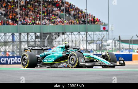 Towcester, Regno Unito. 9 luglio 2023. Silverstone, Towcester, Northamptonshire, Regno Unito, il 9 luglio 2023. Fernando Alonso, Aston Martin durante la gara di Formula 1 al Gran Premio di Formula 1 Aramco a Silverstone, Towcester, Northamptonshire, Regno Unito, il 9 luglio 2023. Crediti: Francis Knight/Alamy Live News Foto Stock