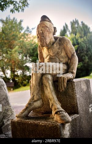 Scultura presso la fontana dell'Abbazia Imperiale di Salem, Bodenseekreis, Baden-Wuerttemberg, Germania, Europa Foto Stock