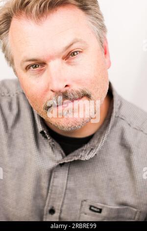 Primo piano della testa maschile White Middle Age Foto Stock