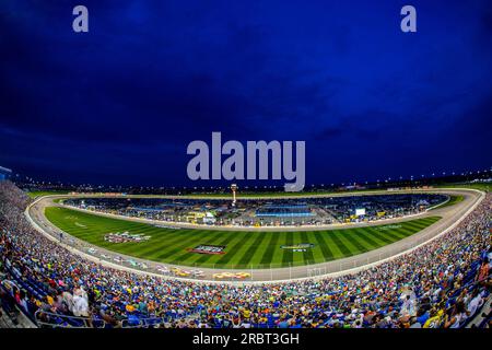 Kansas City, Kansas, 7 maggio 2016: Una vista generale dell'autodromo durante il fine settimana di GoBowling 400 presso il circuito Kansas Speedway di Kansas City, Kansas Foto Stock