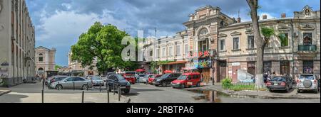 Odessa, Ucraina 14.06.2023. Edificio storico del Circo di Odessa in Ucraina, in una soleggiata giornata estiva Foto Stock