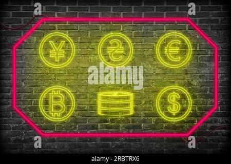 Cartello al neon per lo scambio di denaro. Cornice rosa con simboli gialli di diverse valute sul muro di mattoni Foto Stock