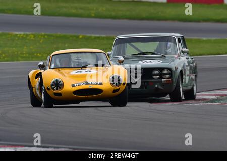 Chris Blewett, Ginetta G4, un evento con due griglie distinte, HRDC Dunlop Allstars per le vetture sportive, GT e Touring pre-1966. I risultati di Allstars Foto Stock