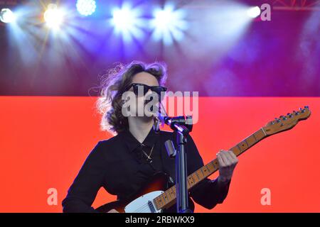 Anna Calvi in esibizione al Bristol Sounds, Bristol, Regno Unito. Giugno 25 2023. Foto Stock