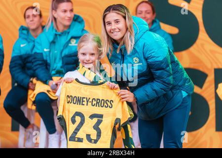 Melbourne, Victoria, Australia. 11 luglio 2023. MELBOURNE, AUSTRALIA - 11 LUGLIO: Kyra Cooney-Cross dell'Australia alla Matildas Women's World Cup annuncio e presentazione alla Federation Square l'11 luglio 2023 a Melbourne, Australia. (Immagine di credito: © Chris Putnam/ZUMA Press Wire) SOLO USO EDITORIALE! Non per USO commerciale! Crediti: ZUMA Press, Inc./Alamy Live News Foto Stock