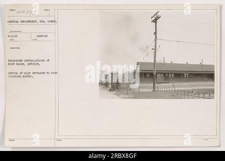 Fotografia aerea scattata il 24 febbraio 1919, che mostra le installazioni telefoniche a Fort Wayne, Detroit. L'immagine cattura l'ingresso principale del palo, guardando a nord. La foto è stata scattata dal fotografo del Signal Corps per il Dipartimento centrale. Numero di riferimento: 111-SC-42993. Foto Stock