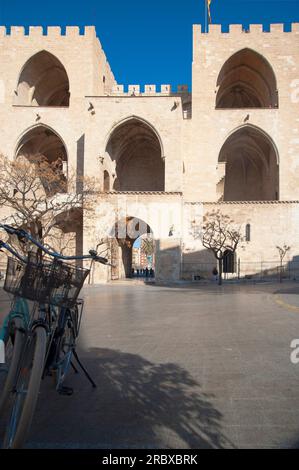 Porta de Serrans, Plaza dels Furs, Valencia, Spagna, Europa Foto Stock