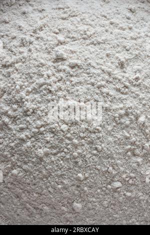 pila di farina di riso, forma di farina a base di grani di riso finemente macinati, sostituto naturale senza glutine per la farina di frumento, alimenti a telaio pieno Foto Stock