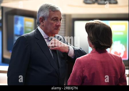 Vilnius, Lituania. 11 luglio 2023. Forum pubblico NATO 2023 presso il Centro Fieristico e Congressi lituano LITEXPO. Il ministro degli Esteri italiano Antonio Tajani (L) durante la riunione del Consiglio Nord Atlantico. 11.07.2023 Lituania, Vilnius crediti fotografici: Alexi Witwicki/Sipa USA credito: SIPA USA/Alamy Live News Foto Stock