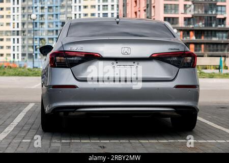 Minsk, Bielorussia, luglio 2023 - Vista posteriore della vettura Honda Civic. Automobile giapponese moderna Foto Stock