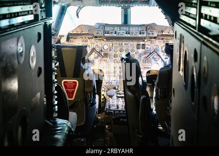 Cabina di pilotaggio dell'Aérospatiale e della British Aircraft Corporation Concorde G-BOAG il Museum of Flight Seattle Washington State USA Foto Stock