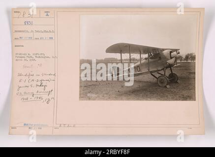 Didascalia immagine: Aereo standard M al Potomac Park, Washington DC nel 24 aprile 1918. Scout 18. Identificato come standard e-1 (M-Defense). Foto del tenente de Berri, Sig. R.C. A. immagine dalla raccolta 111-SC-8831, fotografie delle attività militari americane durante la prima guerra mondiale. Foto Stock