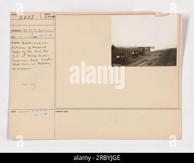 Vista di una parte di un cantone a Camp Lewis, American Lake, Washington. La fotografia mostra medici e ambulanze del corpo medico della 91st Division National Guard a Camp Servis, American Save, Washington. La foto è stata scattata durante le manovre militari. Note: Numero di laboratorio 2037. Foto Stock